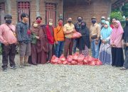 Pramuka Luwu Salurkan Bantuan Bagi Korban Banjir dan Korban Kebakaran di Walmas