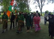 Didampingi Bupati Lutra dan Fadriaty AS, Wagub Sulsel Jalan Kaki Menuju Lokasi Hari Jadi Luwu