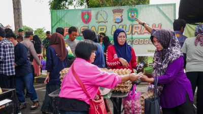 Pemkot Palopo Bersama Kodim 1403/Palopo dan Perum Bulog Gelar Gerakan Pangan Murah