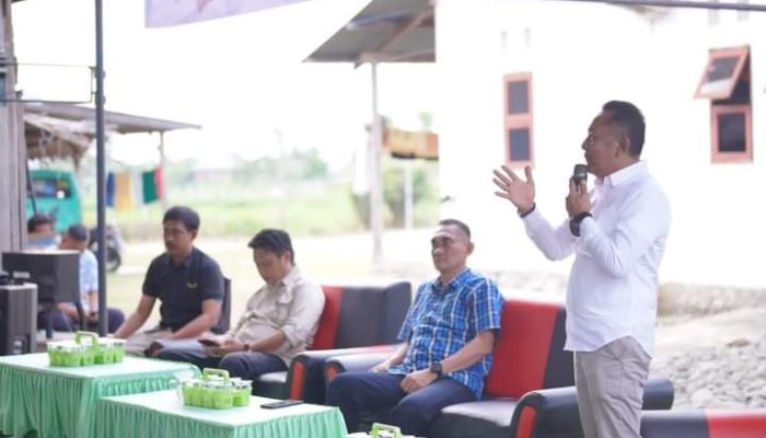 Agus – Win Janjikan Program Pupuk Gratis Bagi Petani