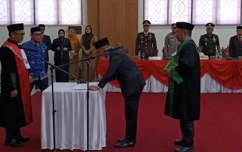 Zulkifli Resmi Dilantik Jadi Wakil Ketua I DPRD Luwu, Ini Profilnya